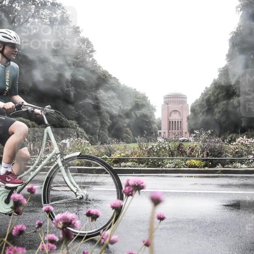 13.09.2026 - Stadtparktriathlon H.Heesch http://msf.ph/oto/10289417 13.09.2026 12:54:18 Radfahren 1140, 1170, 1189, 1204, 1242, 1273 meine-sportfotos.de