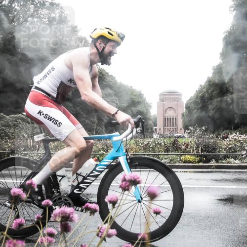 13.09.2026 - Stadtparktriathlon H.Heesch http://msf.ph/oto/10289454 13.09.2026 12:54:27 Radfahren 1087, 1193, 1299 meine-sportfotos.de