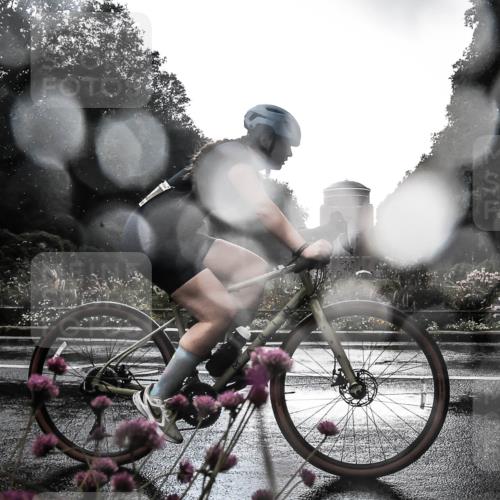 13.09.2026 - Stadtparktriathlon H.Heesch http://msf.ph/oto/10289458 13.09.2026 11:44:20 Radfahren 716, 819, 833, 844, 896, 906, 923 meine-sportfotos.de