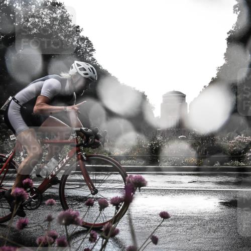 13.09.2026 - Stadtparktriathlon H.Heesch http://msf.ph/oto/10289478 13.09.2026 11:44:29 Radfahren 721, 830, 902, 911 meine-sportfotos.de
