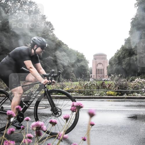 13.09.2026 - Stadtparktriathlon H.Heesch http://msf.ph/oto/10289492 13.09.2026 12:54:52 Radfahren 1179, 1217, 1258 meine-sportfotos.de