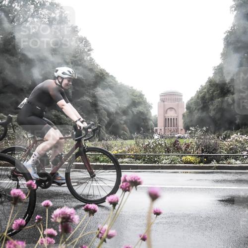 13.09.2026 - Stadtparktriathlon H.Heesch http://msf.ph/oto/10289521 13.09.2026 12:55:06 Radfahren 1245, 1261, 1376 meine-sportfotos.de