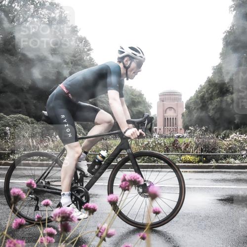 13.09.2026 - Stadtparktriathlon H.Heesch http://msf.ph/oto/10289530 13.09.2026 12:55:08 Radfahren 1245, 1261, 1376 meine-sportfotos.de