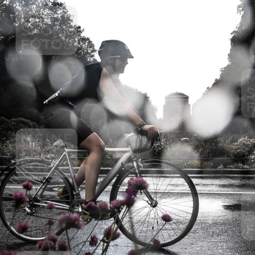 13.09.2026 - Stadtparktriathlon H.Heesch http://msf.ph/oto/10289535 13.09.2026 11:44:57 Radfahren 763, 769, 817, 852, 880 meine-sportfotos.de