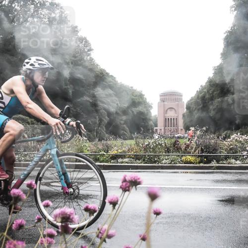 13.09.2026 - Stadtparktriathlon H.Heesch http://msf.ph/oto/10289539 13.09.2026 12:55:17 Radfahren 1072, 1076, 1129, 1218, 1250, 1405 meine-sportfotos.de