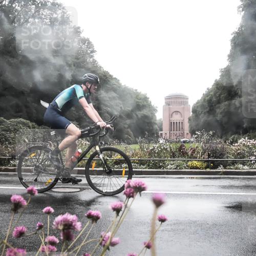13.09.2026 - Stadtparktriathlon H.Heesch http://msf.ph/oto/10289552 13.09.2026 12:55:19 Radfahren 1072, 1076, 1098, 1129, 1218, 1250, 1269, 1405 meine-sportfotos.de