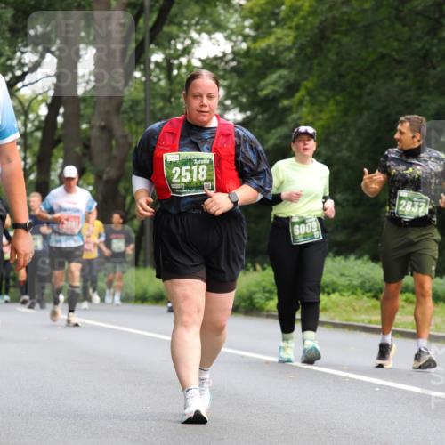 13.09.2026 - 21. swb-Marathon Bremen TobiasT http://msf.ph/oto/10289570 13.09.2026 12:28:37 Laufen 2518, 6009, 2837 meine-sportfotos.de