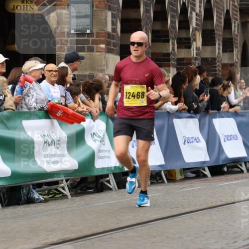 13.09.2026 - 21. swb-Marathon Bremen Strokosch-Dieckow http://msf.ph/oto/10289588 13.09.2026 10:42:05 Ziel 10341, 10972, 11426, 11527, 12246, 12455, 13586, 11630, 11895, 13585 meine-sportfotos.de