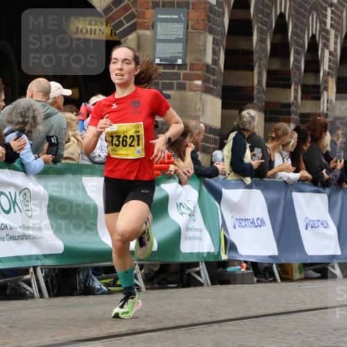 13.09.2026 - 21. swb-Marathon Bremen Strokosch-Dieckow http://msf.ph/oto/10289601 13.09.2026 10:42:11 Ziel 10341, 10972, 11426, 11527, 12246, 12468, 13586, 13621, 11375, 11630, 11895, 12395, 12525 meine-sportfotos.de