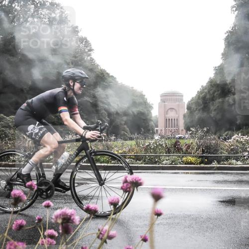 13.09.2026 - Stadtparktriathlon H.Heesch http://msf.ph/oto/10289614 13.09.2026 12:56:20 Radfahren 1154, 1260, 1268, 1275, 1426 meine-sportfotos.de