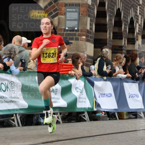 13.09.2026 - 21. swb-Marathon Bremen Strokosch-Dieckow http://msf.ph/oto/10289617 13.09.2026 10:42:11 Ziel 10341, 10972, 11426, 11527, 12246, 12468, 13586, 13621, 11375, 11630, 11895, 12395, 12525 meine-sportfotos.de