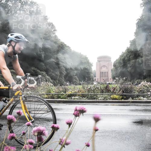 13.09.2026 - Stadtparktriathlon H.Heesch http://msf.ph/oto/10289626 13.09.2026 12:56:21 Radfahren 1154, 1260, 1268, 1275, 1426 meine-sportfotos.de