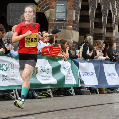 13.09.2026 - 21. swb-Marathon Bremen Strokosch-Dieckow http://msf.ph/oto/10289643 13.09.2026 10:42:11 Ziel 10341, 10972, 11426, 11527, 12246, 12468, 13586, 13621, 11375, 11630, 11895, 12395, 12525 meine-sportfotos.de
