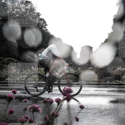 13.09.2026 - Stadtparktriathlon H.Heesch http://msf.ph/oto/10289646 13.09.2026 11:46:14 Radfahren 871, 874, 882, 939, 945 meine-sportfotos.de