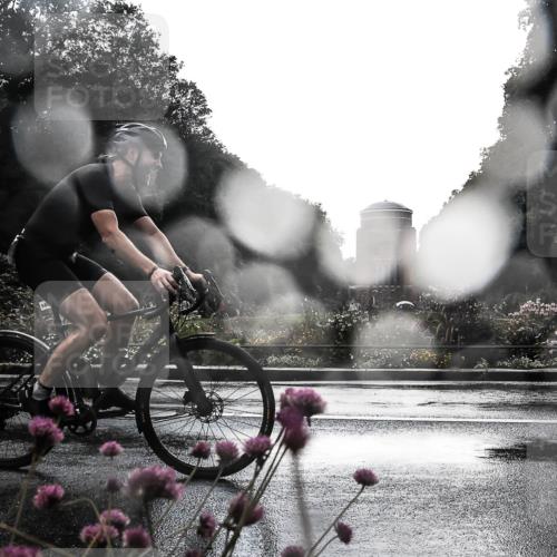 13.09.2026 - Stadtparktriathlon H.Heesch http://msf.ph/oto/10289653 13.09.2026 11:46:19 Radfahren 946 meine-sportfotos.de