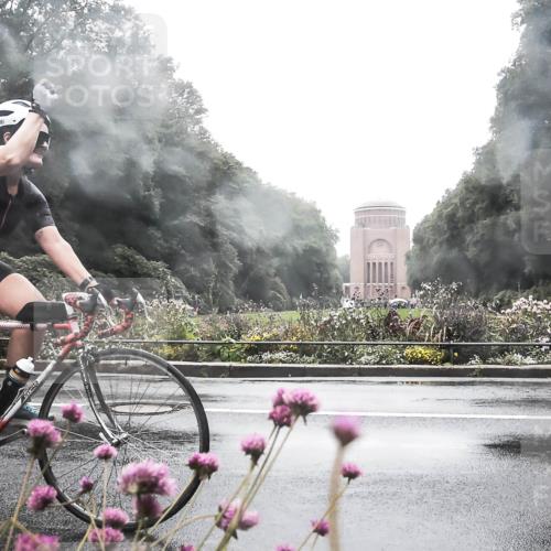 13.09.2026 - Stadtparktriathlon H.Heesch http://msf.ph/oto/10289669 13.09.2026 12:56:35 Radfahren 1156, 1164, 1202, 1253, 1271, 1389 meine-sportfotos.de