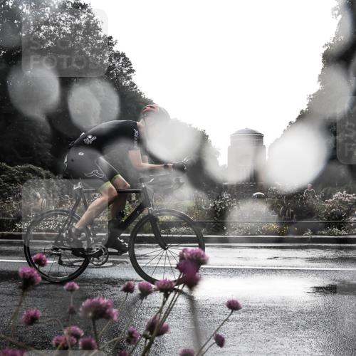 13.09.2026 - Stadtparktriathlon H.Heesch http://msf.ph/oto/10289675 13.09.2026 11:46:51 Radfahren 794, 838, 860 meine-sportfotos.de