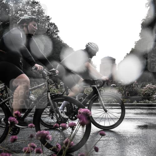 13.09.2026 - Stadtparktriathlon H.Heesch http://msf.ph/oto/10289680 13.09.2026 11:46:52 Radfahren 794, 838, 860 meine-sportfotos.de