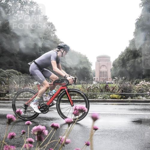 13.09.2026 - Stadtparktriathlon H.Heesch http://msf.ph/oto/10289694 13.09.2026 12:56:40 Radfahren 1123, 1241, 1253, 1271, 1389, 1427 meine-sportfotos.de