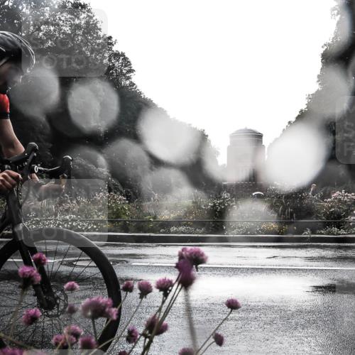 13.09.2026 - Stadtparktriathlon H.Heesch http://msf.ph/oto/10289696 13.09.2026 11:47:06 Radfahren 905 meine-sportfotos.de
