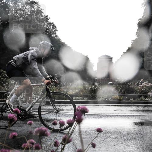 13.09.2026 - Stadtparktriathlon H.Heesch http://msf.ph/oto/10289705 13.09.2026 11:47:15 Radfahren 859, 893 meine-sportfotos.de