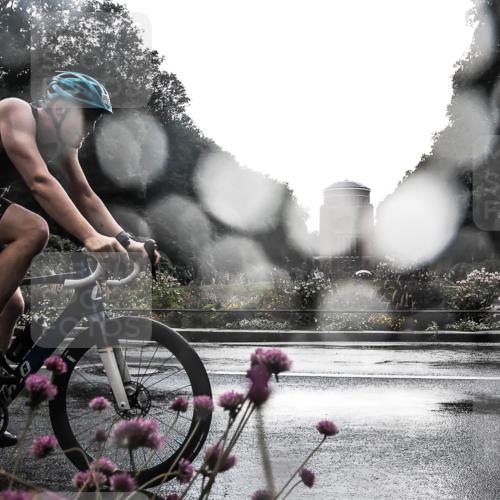 13.09.2026 - Stadtparktriathlon H.Heesch http://msf.ph/oto/10289710 13.09.2026 11:47:19 Radfahren 800, 869, 935 meine-sportfotos.de
