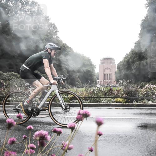 13.09.2026 - Stadtparktriathlon H.Heesch http://msf.ph/oto/10289728 13.09.2026 12:56:52 Radfahren 1083, 1115, 1163, 1205, 1272, 1386 meine-sportfotos.de
