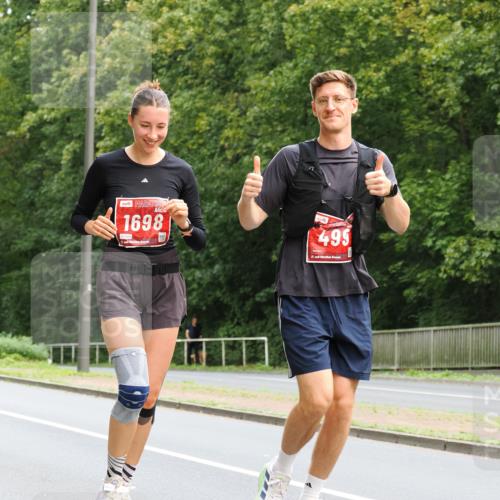 13.09.2026 - 21. swb-Marathon Bremen TobiasT http://msf.ph/oto/10289752 13.09.2026 12:29:03 Laufen 1698, 499, 21 meine-sportfotos.de