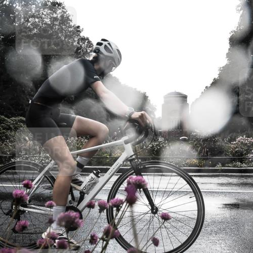 13.09.2026 - Stadtparktriathlon H.Heesch http://msf.ph/oto/10289754 13.09.2026 11:47:45 Radfahren 736, 740, 776, 779, 818, 831, 865, 873, 885, 948 meine-sportfotos.de