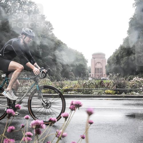 13.09.2026 - Stadtparktriathlon H.Heesch http://msf.ph/oto/10289772 13.09.2026 12:57:12 Radfahren 1198, 1265, 1346 meine-sportfotos.de