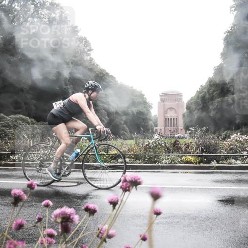 13.09.2026 - Stadtparktriathlon H.Heesch http://msf.ph/oto/10289776 13.09.2026 12:57:13 Radfahren 1265, 1333, 1346 meine-sportfotos.de