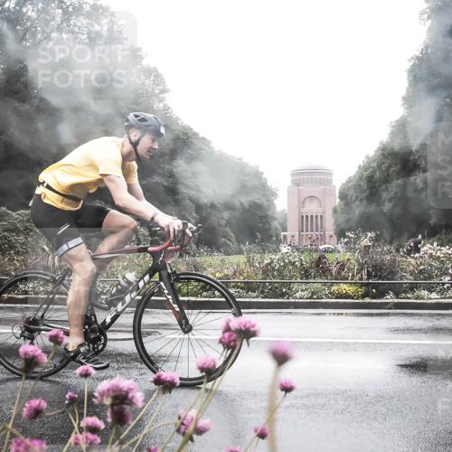 13.09.2026 - Stadtparktriathlon H.Heesch http://msf.ph/oto/10289780 13.09.2026 12:57:17 Radfahren 1284, 1301, 1333 meine-sportfotos.de