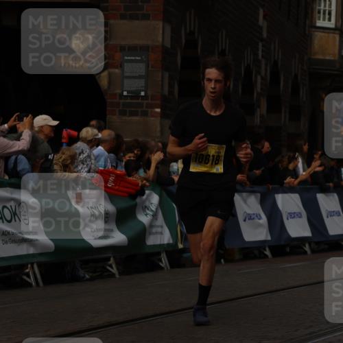 13.09.2026 - 21. swb-Marathon Bremen Strokosch-Dieckow http://msf.ph/oto/10289793 13.09.2026 10:43:35 Ziel 10346, 10456, 11042, 11143, 11265, 11632, 12053, 12406, 12469, 13523, 11019, 11948, 12250, 12253, 13509 meine-sportfotos.de