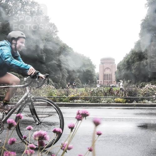 13.09.2026 - Stadtparktriathlon H.Heesch http://msf.ph/oto/10289805 13.09.2026 12:57:32 Radfahren 1091, 1127, 1283 meine-sportfotos.de