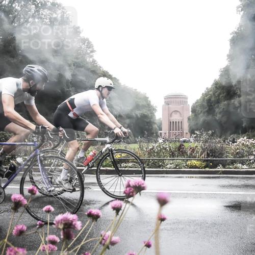 13.09.2026 - Stadtparktriathlon H.Heesch http://msf.ph/oto/10289833 13.09.2026 12:57:46 Radfahren 1306, 1374, 1409 meine-sportfotos.de