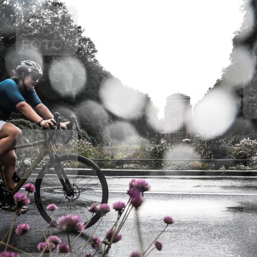 13.09.2026 - Stadtparktriathlon H.Heesch http://msf.ph/oto/10289837 13.09.2026 11:48:37 Radfahren 741, 748, 757, 774 meine-sportfotos.de