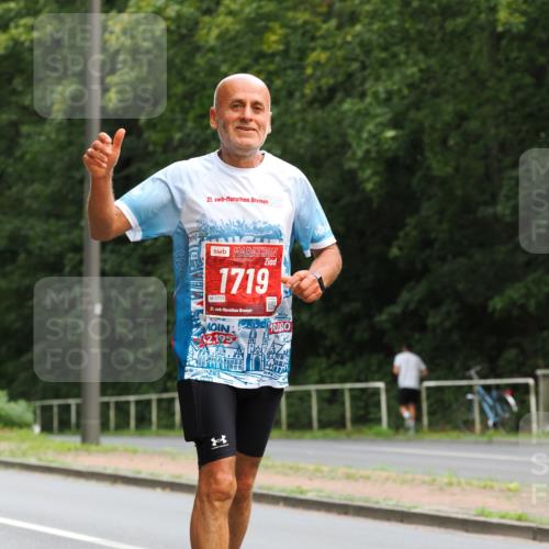 13.09.2026 - 21. swb-Marathon Bremen TobiasT http://msf.ph/oto/10289851 13.09.2026 12:29:16 Laufen 21, 26, 1719, 1711, 21, 26, 2, 125, 70000 meine-sportfotos.de