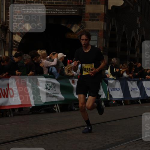 13.09.2026 - 21. swb-Marathon Bremen Strokosch-Dieckow http://msf.ph/oto/10289856 13.09.2026 10:43:36 Ziel 10346, 10456, 10618, 11042, 11143, 11632, 12053, 12406, 12469, 13523, 11019, 11948, 12250, 12253, 13509 meine-sportfotos.de