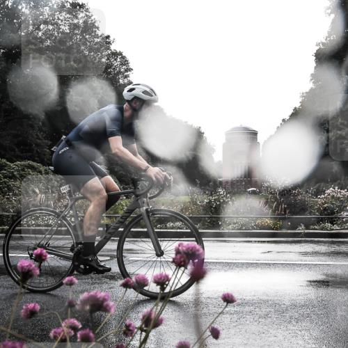 13.09.2026 - Stadtparktriathlon H.Heesch http://msf.ph/oto/10289868 13.09.2026 11:48:54 Radfahren 867 meine-sportfotos.de