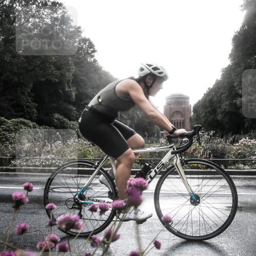 13.09.2026 - Stadtparktriathlon H.Heesch http://msf.ph/oto/10289878 13.09.2026 11:49:07 Radfahren 743, 744, 862, 899, 927 meine-sportfotos.de