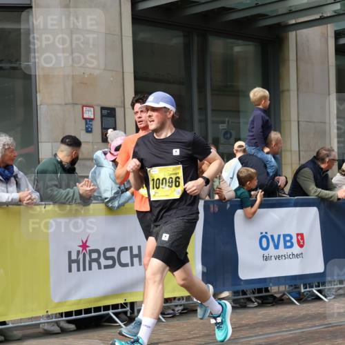 13.09.2026 - 21. swb-Marathon Bremen Strokosch-Dieckow http://msf.ph/oto/10289887 13.09.2026 10:45:03 Ziel 10143, 10318, 10352, 10398, 10536, 10866, 11020, 11088, 11209, 11232, 11396, 11478, 11695, 11749, 11835, 12054, 12355, 12475, 12534, 10096, 10214, 10266, 10628, 10735, 11692, 11704, 12302, 12425, 13591 meine-sportfotos.de