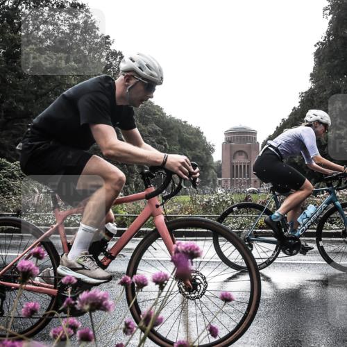 13.09.2026 - Stadtparktriathlon H.Heesch http://msf.ph/oto/10289970 13.09.2026 11:49:58 Radfahren 730, 792, 922 meine-sportfotos.de