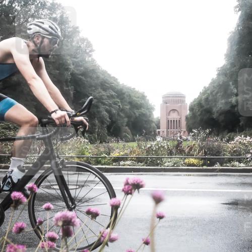 13.09.2026 - Stadtparktriathlon H.Heesch http://msf.ph/oto/10289976 13.09.2026 12:59:09 Radfahren 1249, 1264, 1322, 1323 meine-sportfotos.de