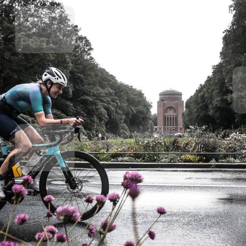 13.09.2026 - Stadtparktriathlon H.Heesch http://msf.ph/oto/10289986 13.09.2026 11:50:09 Radfahren 778, 814 meine-sportfotos.de