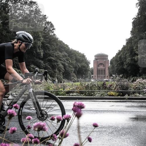13.09.2026 - Stadtparktriathlon H.Heesch http://msf.ph/oto/10289992 13.09.2026 11:50:12 Radfahren 771, 778, 814 meine-sportfotos.de