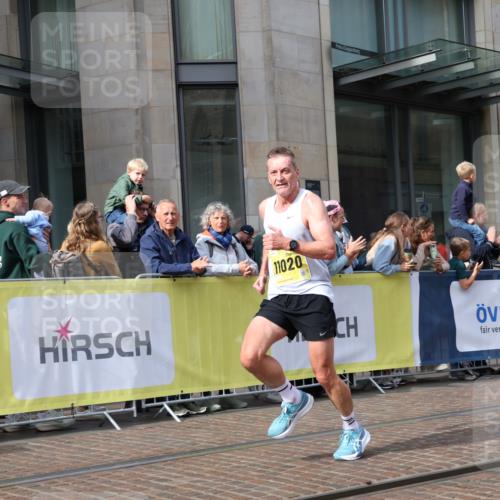 13.09.2026 - 21. swb-Marathon Bremen Strokosch-Dieckow http://msf.ph/oto/10290004 13.09.2026 10:45:11 Ziel 10318, 10352, 10398, 10536, 10541, 10583, 11063, 11088, 11209, 11232, 11478, 11695, 11749, 11835, 12054, 12290, 12355, 12475, 12534, 13532, 13628, 10096, 10143, 10214, 10266, 10628, 10735, 10866, 11020, 11396, 12302, 13591 meine-sportfotos.de