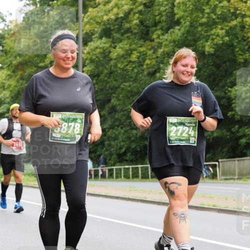 13.09.2026 - 21. swb-Marathon Bremen TobiasT http://msf.ph/oto/10290011 13.09.2026 12:29:53 Laufen 7416, 5878, 8976, 21, 26, 2724, 21, 26 meine-sportfotos.de