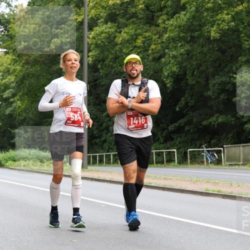13.09.2026 - 21. swb-Marathon Bremen TobiasT http://msf.ph/oto/10290022 13.09.2026 12:29:55 Laufen 584, 1416, 0256 meine-sportfotos.de