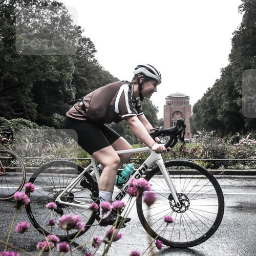 13.09.2026 - Stadtparktriathlon H.Heesch http://msf.ph/oto/10290044 13.09.2026 11:50:42 Radfahren 726, 805, 821, 878 meine-sportfotos.de