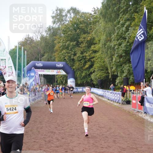 13.09.2026 - Airport Race Dennis Weichert http://msf.ph/oto/10290074 13.09.2026 10:31:27 Ziel 5093, 5106, 5119, 5125, 5146, 5149, 5372, 5374, 5398, 5415, 5424 meine-sportfotos.de